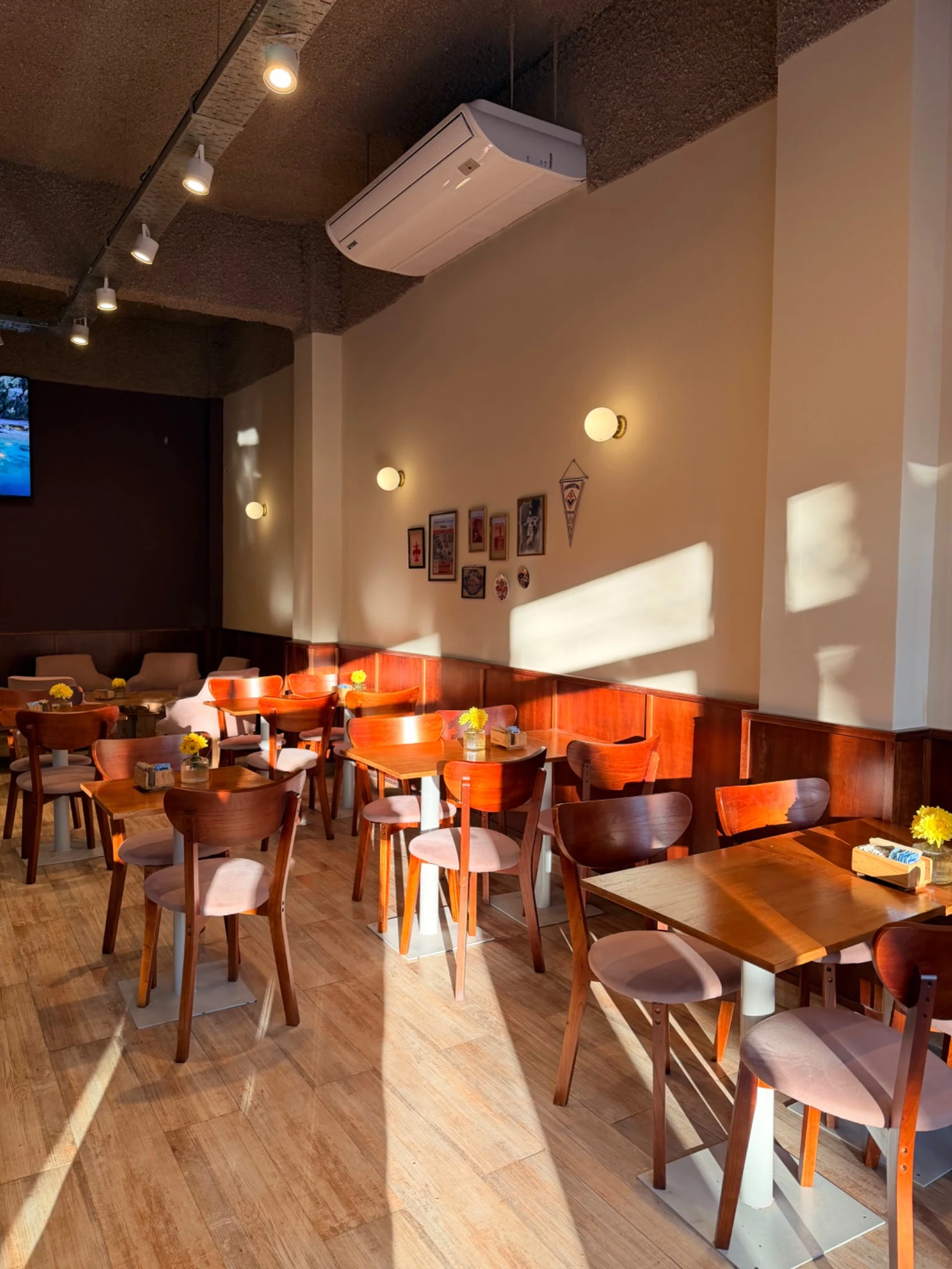 Interior de Fiorentina Santos Lugares